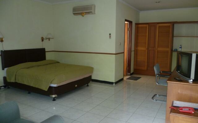 Intan Hotel by MyHome Hospitality