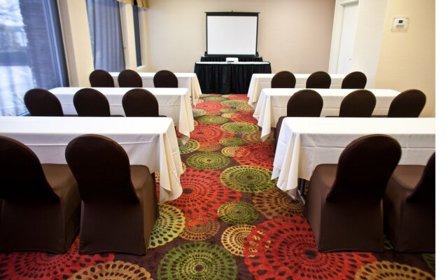 Holiday Inn Grand Haven-Spring Lake by IHG