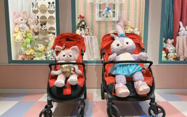 Pick up the moon parent-child hotel