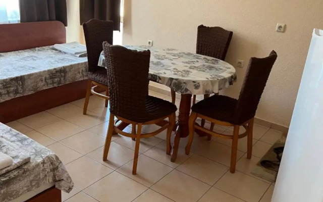 Milchevi Guesthouse