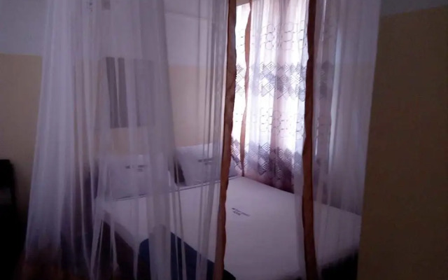 Metric Annex Hotel