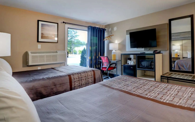 Yankee Clipper Inn, SureStay Collection by Best Western