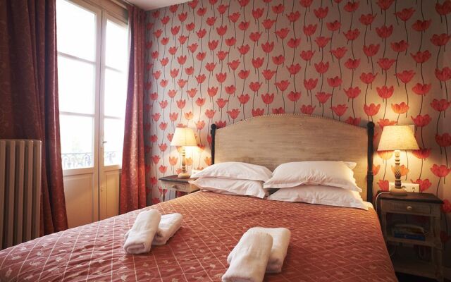 Cristal Hotel Restaurant