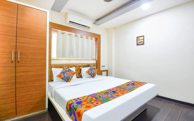 FabHotel Royal Empire