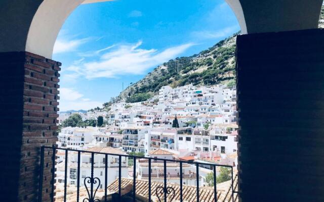 Mijas Pueblo Cosy Townhouse, sleeps 4