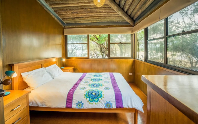 Myer House – Guest Rooms – Tanja