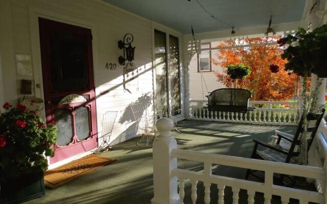 Carriage House B&B