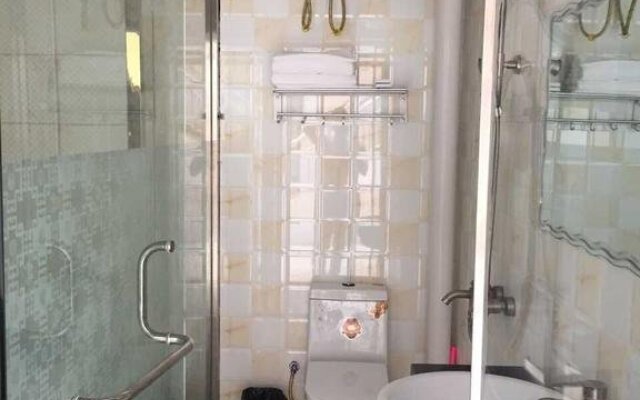 Jining Liangshan Rujia Family Inn