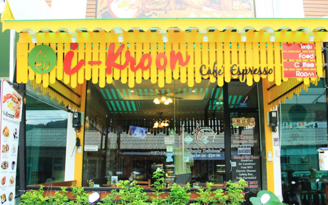 I-kroon Café & Hotel