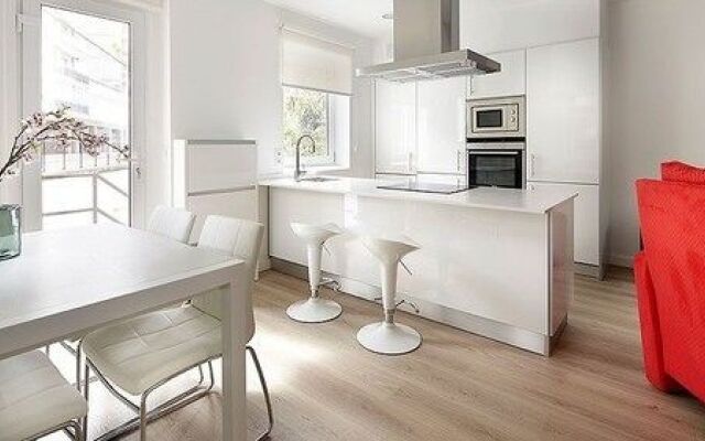 Easo Suite 2B Apartment by FeelFree Rentals