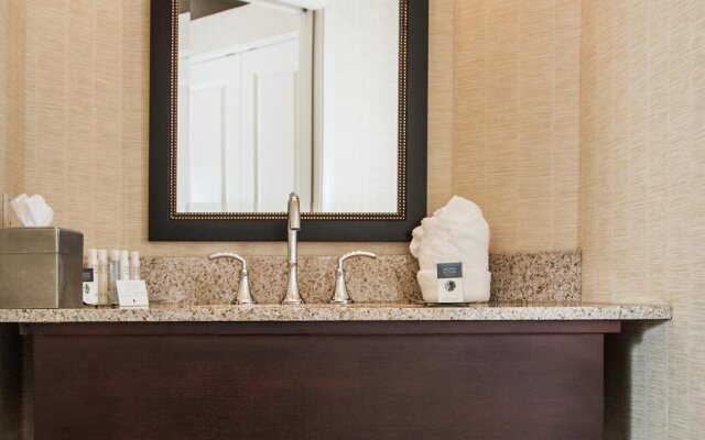 DoubleTree by Hilton Hotel Modesto