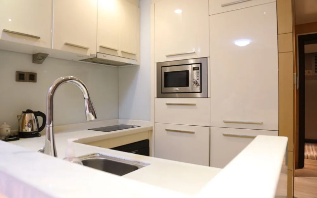 Yicheng Apartment Central Plaza