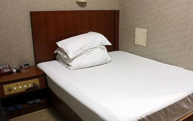 Tongxiang Phoenix Inn
