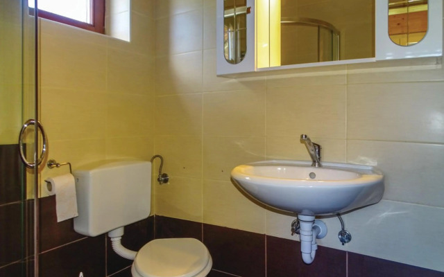 Family Friendly Krasevec Lodge