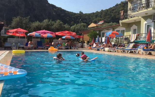 Taner Otel