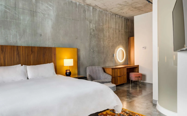 The Loom Hotel Tapestry Collection by Hilton