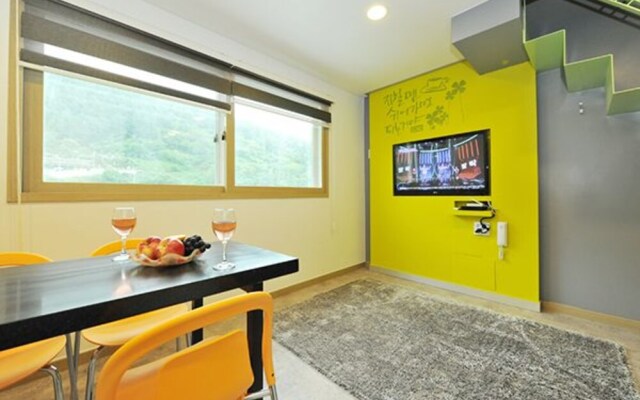 Gadulgi Garden Pension