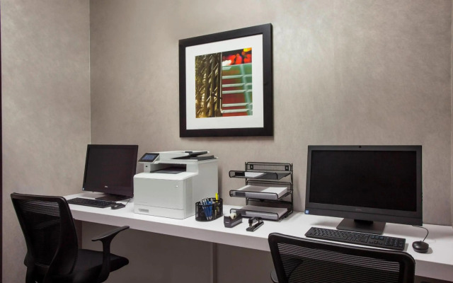 Four Points By Sheraton Manhattan Midtown West