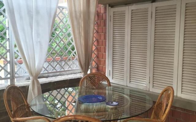 Ala Garden Apartment