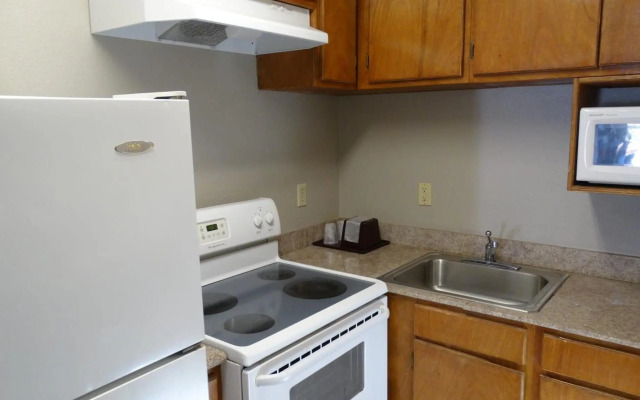 Regency Inn & Suites