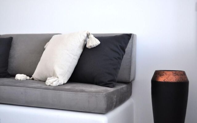 Nerti Suites