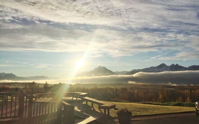 Pioneer Ridge B&B Inn