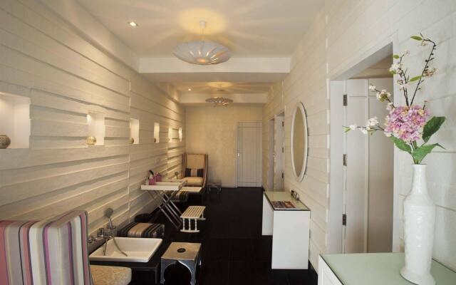 Escape Hotel & Spa