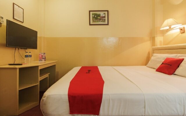 Margot Hotel by RedDoorz