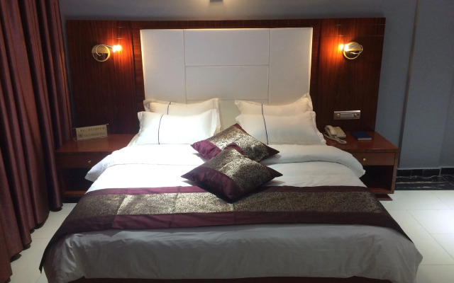 Sun Beach Hotel