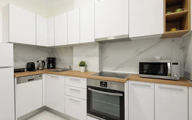 Trentatre, Nilie Hospitality MGMT