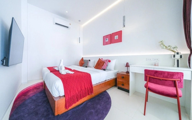 Pool villa with slide karaoke kitchen