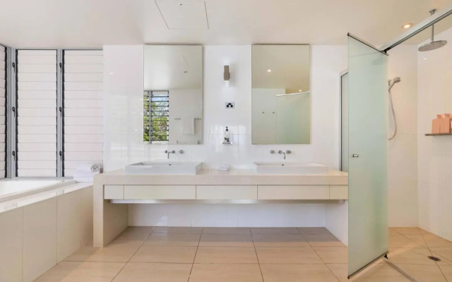 Beachfront Condo 5202 at Drift Resort