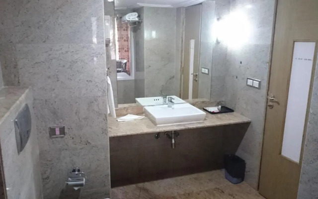 Rosewood International Hotel