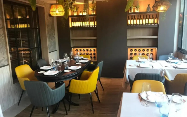 Hotel Coto Real