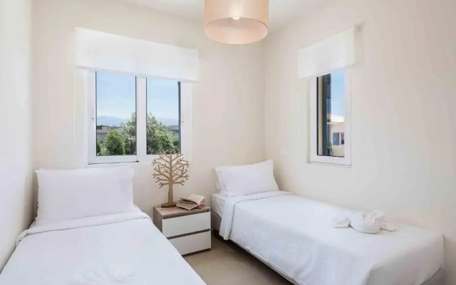 Resitour - Chania Aphrodite Beachfront