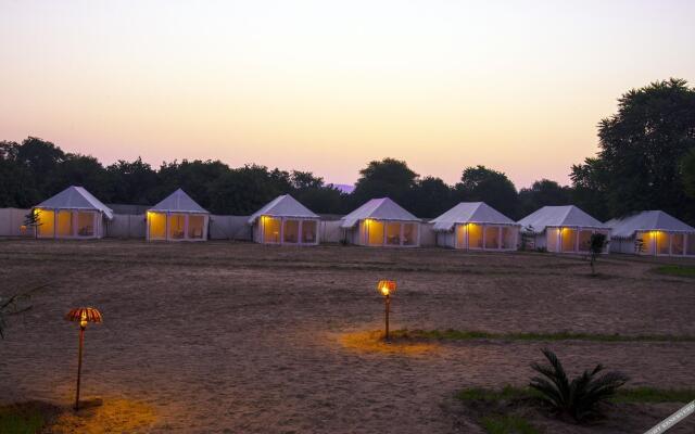 Royal Safari Camp