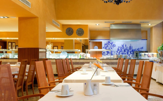 Senator Granada Hotel