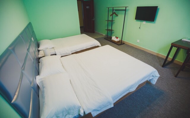 White Horse Times Hotel