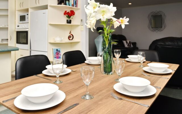 Russley Hideaway CHC Holiday Homes