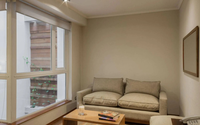 Lastarria Hotel & Aparts
