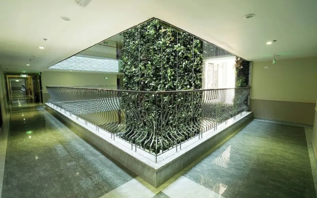 Luxury Condotel Luminous Leman