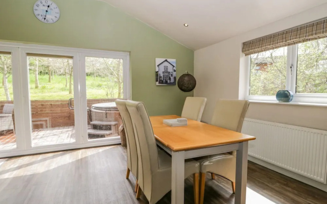 Cartmel Lodge