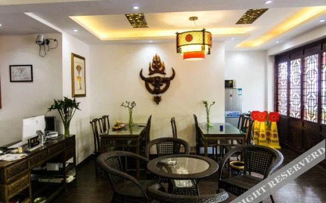 Zhouzhuang Yinjiangnan Shuixiege Hostel