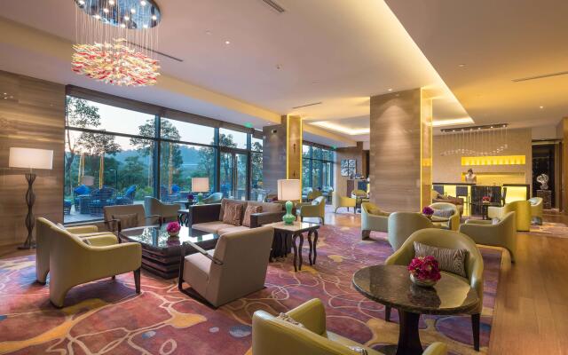 DoubleTree by Hilton Guangzhou Science City-Free Shuttle Bus Service During Canton Fair Period