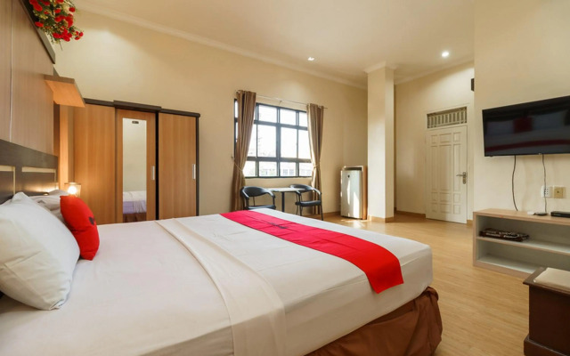 RedDoorz Plus @ Hotel Sempurna Watervang Lubuk Linggau