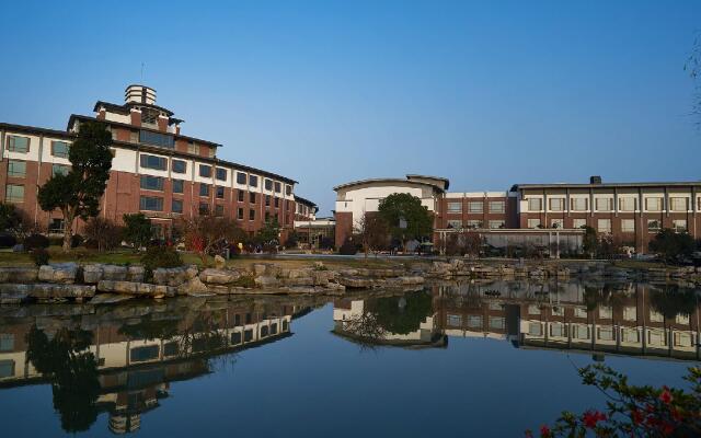 Tongli Lakeview Hotel