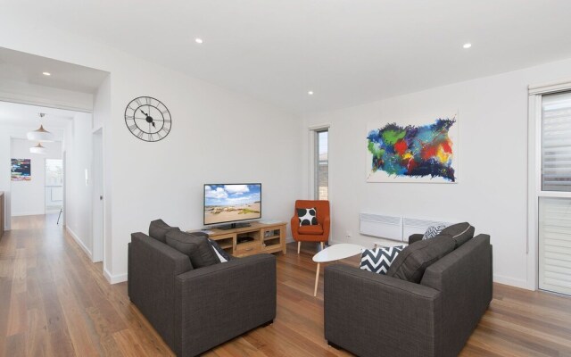 Ocean Views, 41A Ocean Avenue