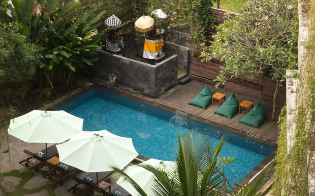 Grandmas Tuban Hotel