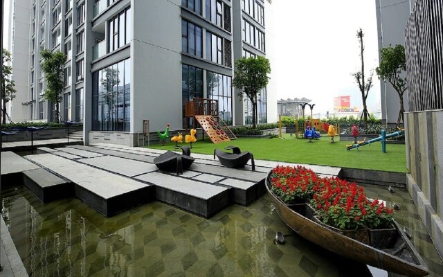Sweet Apartment in Vinhomes Metropolis