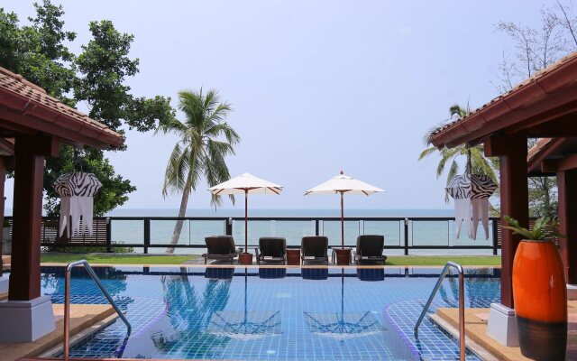 Pao Jin Poon Beach Front Villa